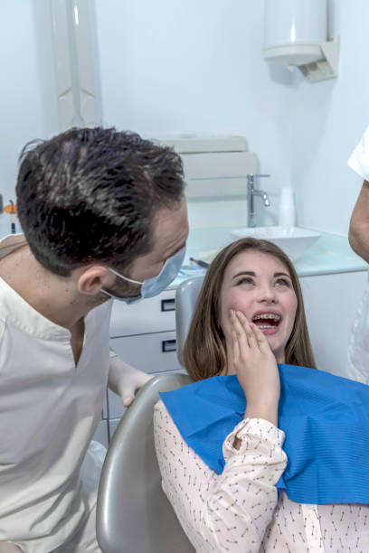 Best Cracked Tooth Emergency Dentist  in Corvallis, MT